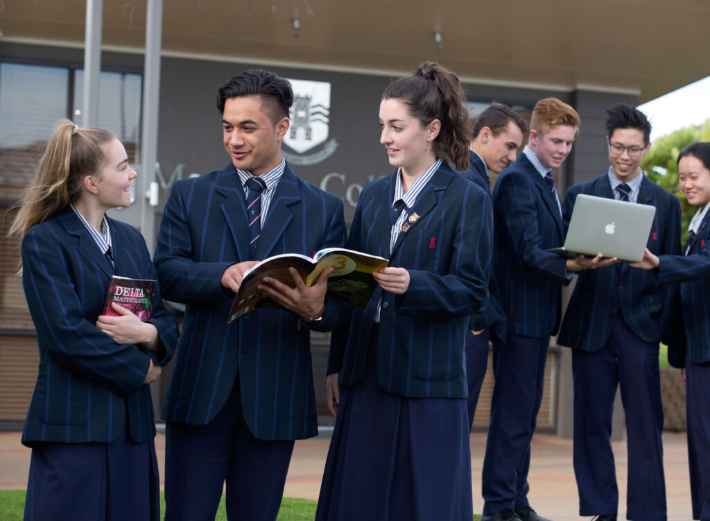 Discover 5 reasons why Macleans College is a superb choice for an international boarding school education. Shape your child's success today!